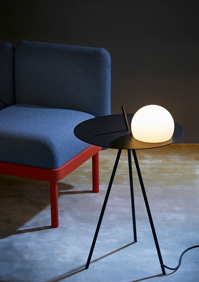 01 Estiluz Circ M 3725 Table Lamp