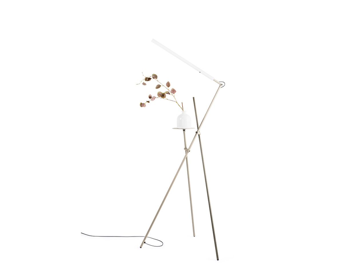 Asana P 3768 Floor Lamp Estiluz Image Product 05 2