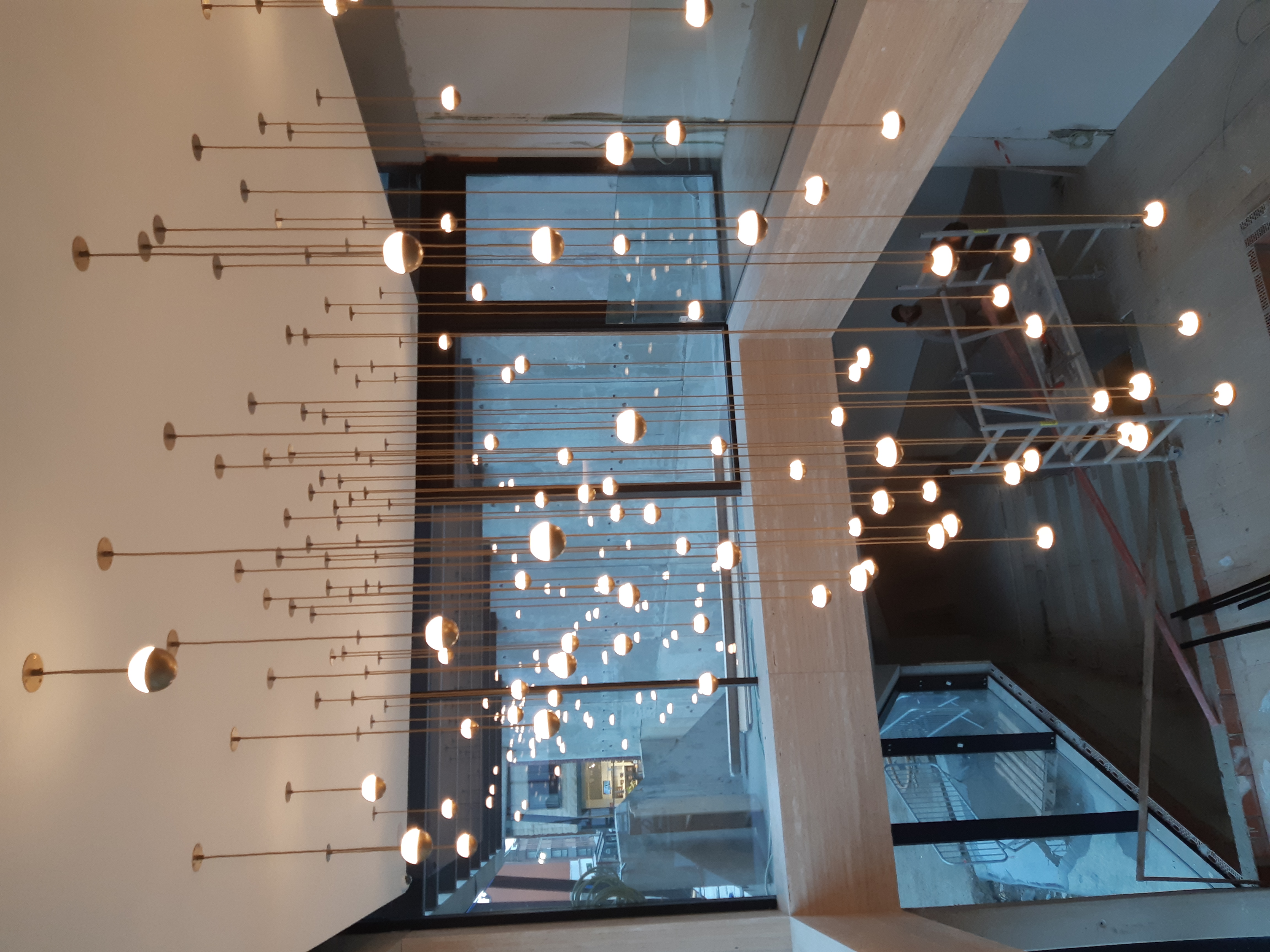 Hassotel Vertical Alfi 2